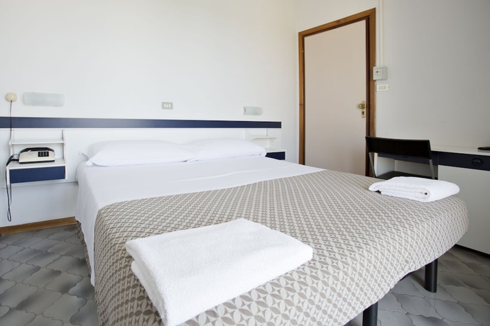 Imagen de la habitación del Hotel Avana. Foto 5
