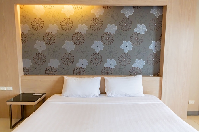 Imagen de la habitación del Hotel Avana and Convention Center. Foto 7