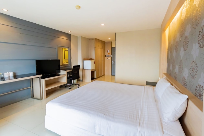 Imagen de la habitación del Hotel Avana and Convention Center. Foto 15