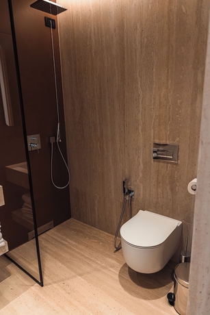Imagen de la habitación del Hotel Avanel Signature. Foto 11