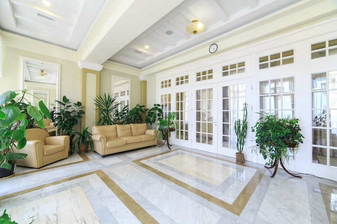 Imagen de los interiores del Hotel Avangard Health Resort. Foto 19