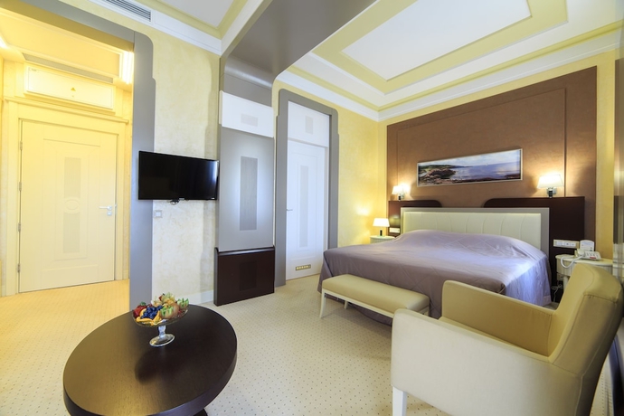 Imagen de la habitación del Hotel Avangard Health Resort. Foto 10