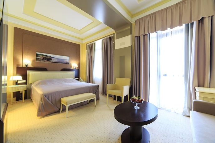 Imagen de la habitación del Hotel Avangard Health Resort. Foto 12