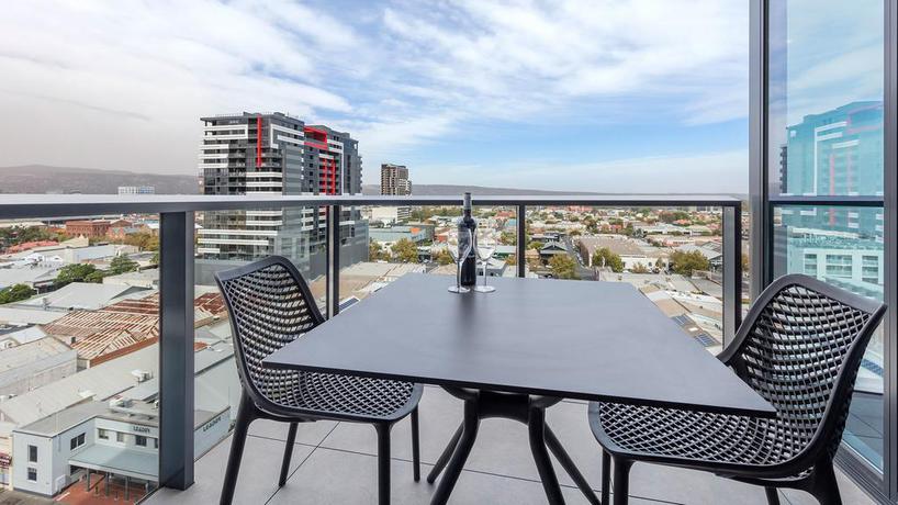 Imagen de la habitación del Hotel Avani Adelaide Residences. Foto 7