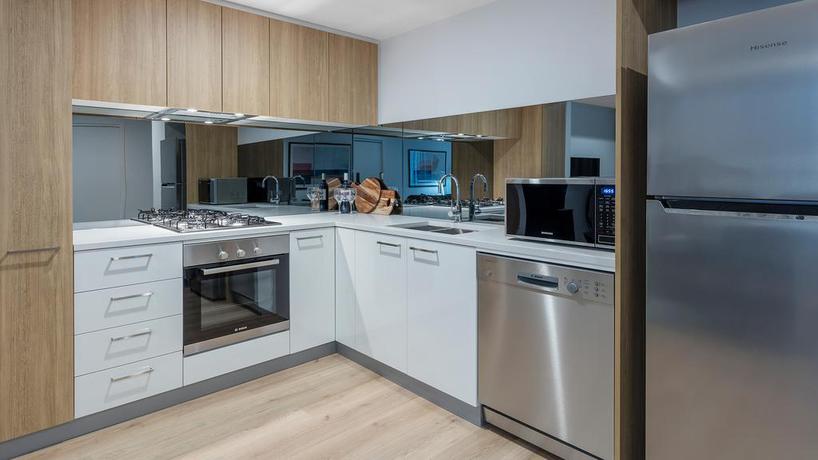 Imagen de la habitación del Hotel Avani Adelaide Residences. Foto 11