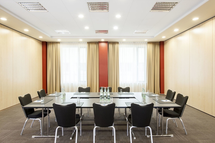 Imagen de los interiores del Hotel Avani Frankfurt City. Foto 16