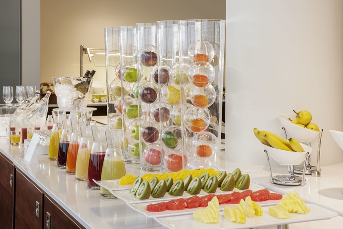 Imagen del bar/restaurante del Hotel Avani Frankfurt City. Foto 3