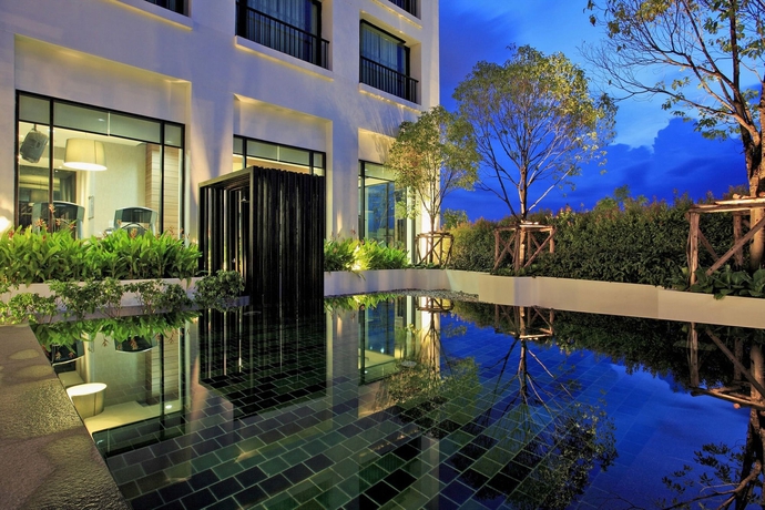 Imagen de la piscina del Hotel Avani Khon Kaen and Convention Centre. Foto 15