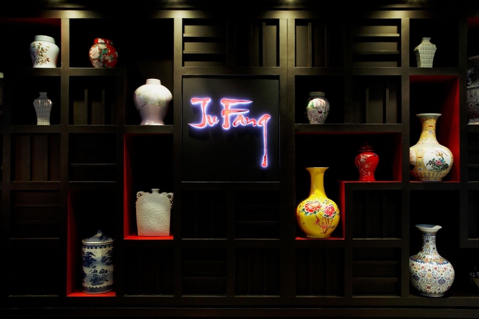 Imagen de los interiores del Hotel Avani Khon Kaen and Convention Centre. Foto 11