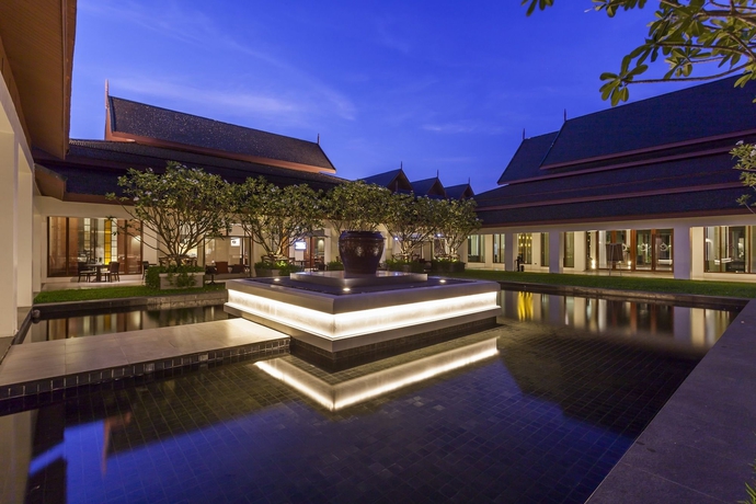 Imagen de la piscina del Hotel Avani Khon Kaen and Convention Centre. Foto 16