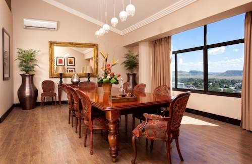 Imagen de la habitación del Hotel Avani Lesotho and Casino. Foto 2