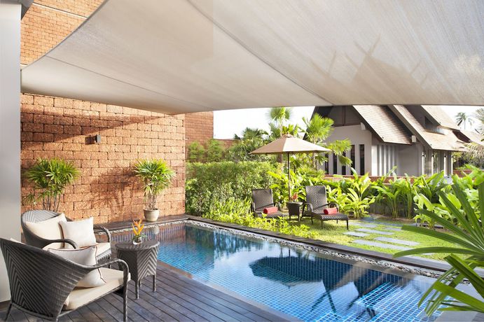 Imagen de la piscina del Hotel Avani+ Mai Khao Phuket Suites and Villas. Foto 18