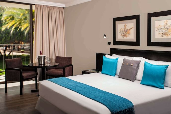 Imagen de la habitación del Hotel Avani Maseru. Foto 21