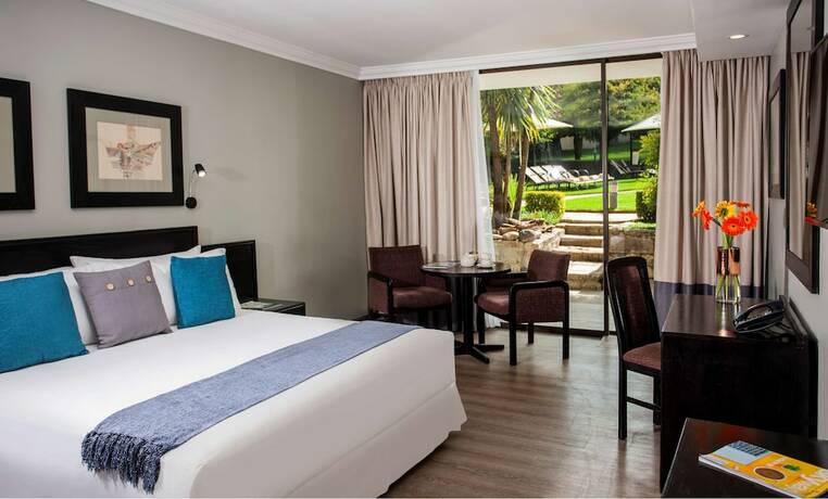 Imagen de la habitación del Hotel Avani Maseru. Foto 24