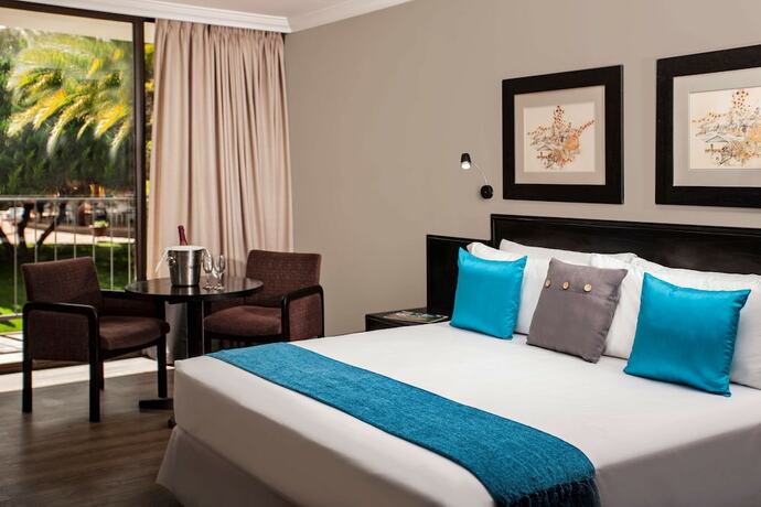 Imagen de la habitación del Hotel Avani Maseru. Foto 26