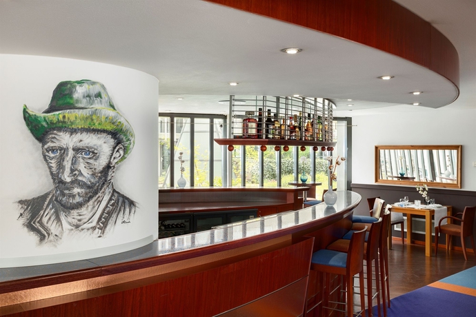 Imagen del bar/restaurante del Hotel Avani Museum Quarter Amsterdam. Foto 5