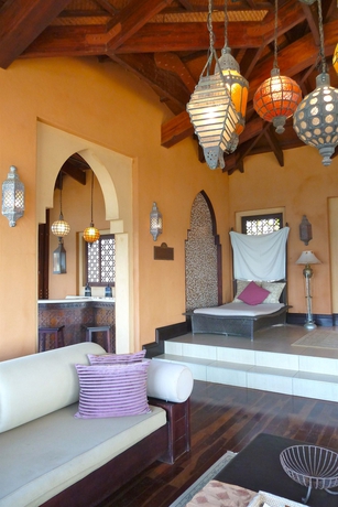 Imagen de la piscina del Hotel Avani Pemba Beach. Foto 15