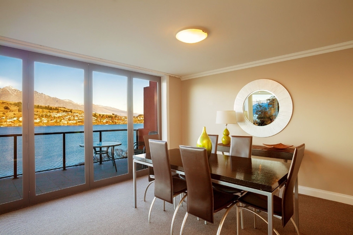 Imagen de la habitación del Hotel Avani Queenstown. Foto 8