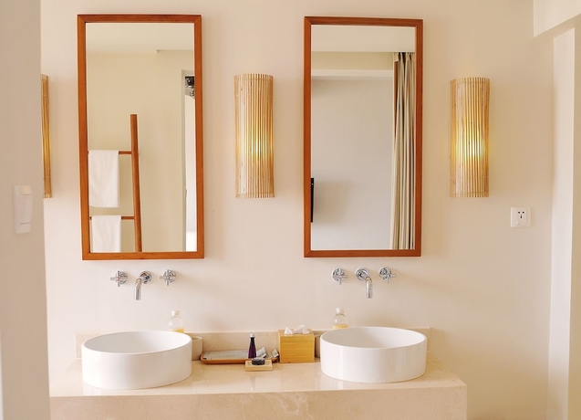 Imagen de la habitación del Hotel Avani Quy Nhon Resort. Foto 15