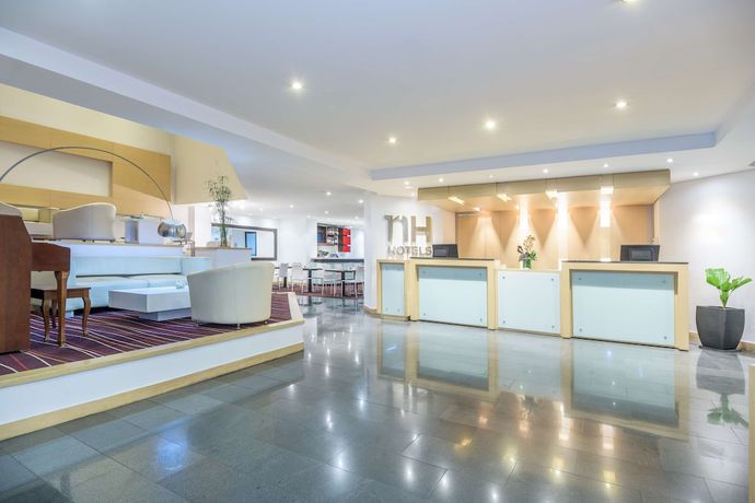 Imagen de los interiores del Hotel Avani Royal Zona T Bogot&aacute;. Foto 7