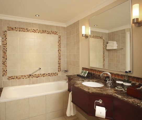 Imagen de la habitación del Hotel Avani Windhoek and Casino. Foto 7