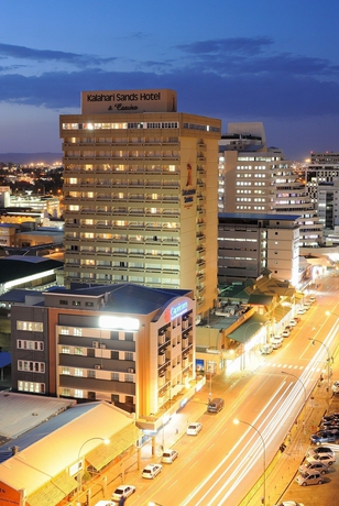 Imagen de los exteriores del Hotel Avani Windhoek and Casino. Foto 11