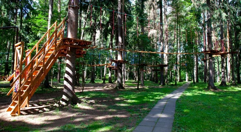 Imagen de los exteriores del Hotel Avantel Club Istra. Foto 6