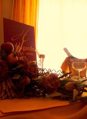 Imagen de la habitación del Hotel Avantgarde. Foto 14