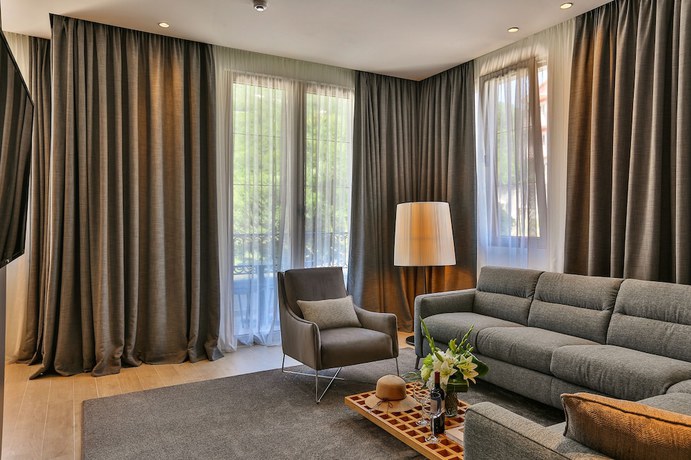 Imagen de la habitación del Hotel Avanti Hotel and Spa. Foto 2