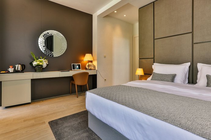 Imagen de la habitación del Hotel Avanti Hotel and Spa. Foto 3