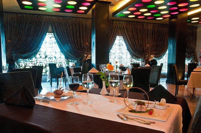 Imagen del bar/restaurante del Hotel Avanti Mohammedia. Foto 4