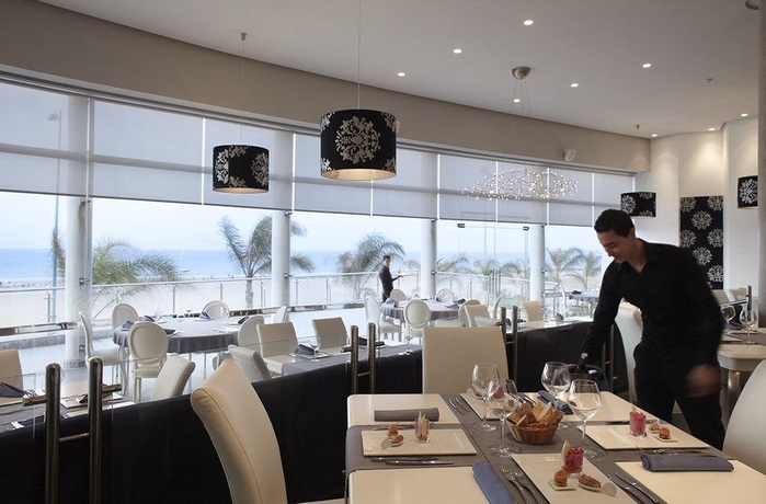 Imagen del bar/restaurante del Hotel Avanti Mohammedia. Foto 5