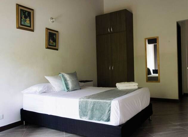 Imagen de la habitación del Hotel Avanti apartahotel. Foto 17