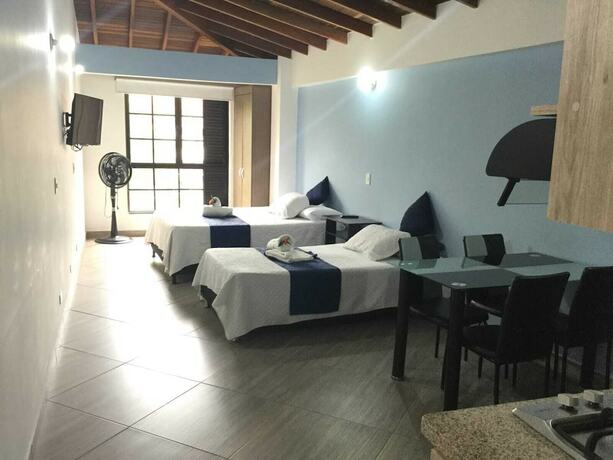 Imagen de la habitación del Hotel Avanti apartahotel. Foto 18