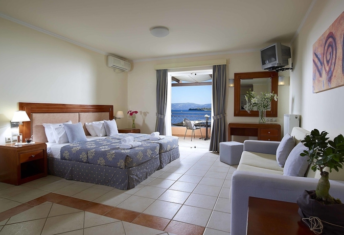 Imagen de la habitación del Hotel Avantis Suites. Foto 8