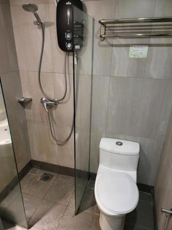 Imagen de la habitación del Hotel Avaria KL. Foto 17