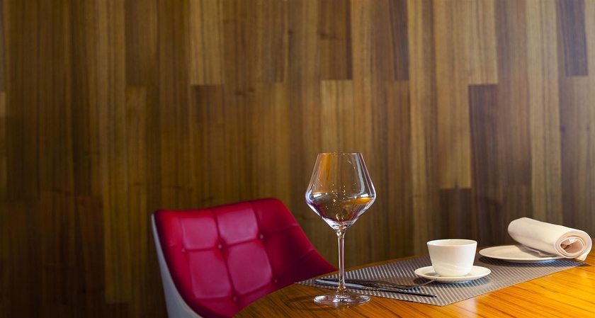 Imagen del bar/restaurante del Hotel Avasa Hotels. Foto 3