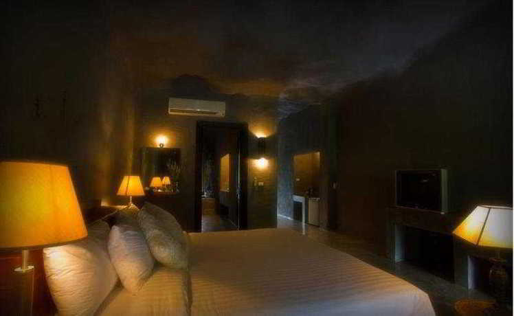 Imagen de la habitación del Hotel Avatar Miracle. Foto 7