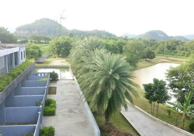 Imagen de la habitación del Hotel Avatar Miracle. Foto 8