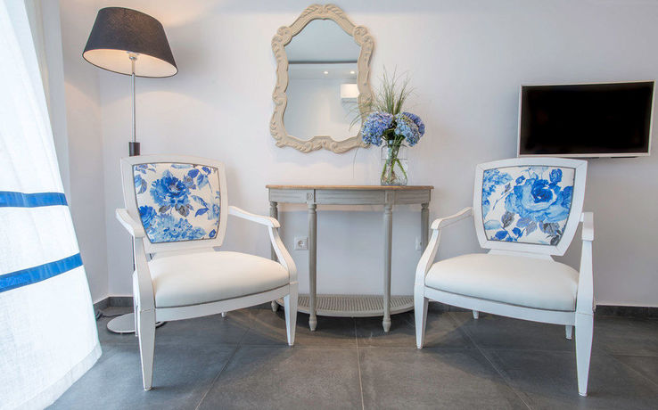 Imagen de los interiores del Hotel Avaton Luxury Beach Resort - Relais and Chateaux. Foto 11