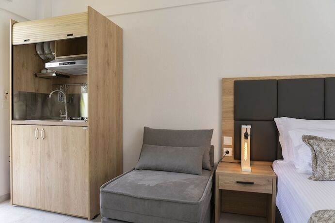 Imagen de la habitación del Hotel Avaton Luxury Resort. Foto 11