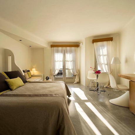 Imagen de la habitación del Hotel Avaton Resort and Spa. Foto 12