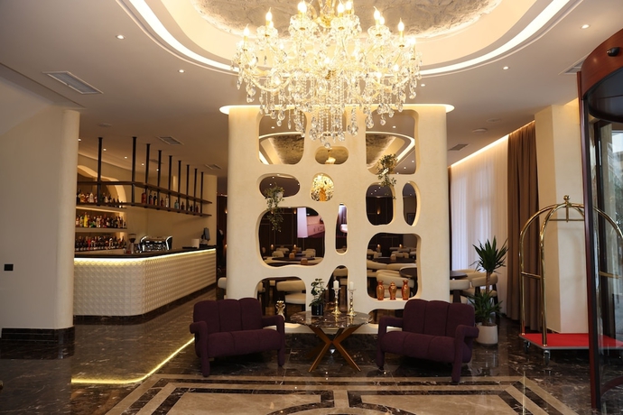 Imagen de los interiores del Hotel Avdissons. Foto 14