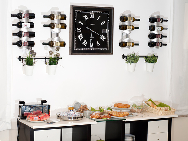 Imagen del bar/restaurante del Hotel Ave, Rimini. Foto 3