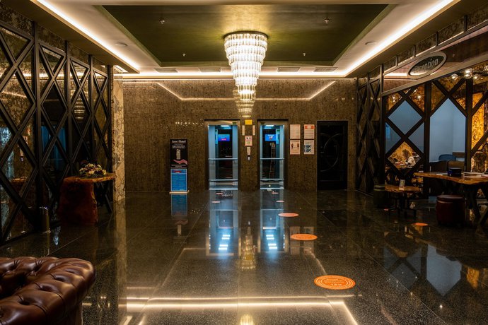 Imagen de los interiores del Hotel Avec. Foto 15