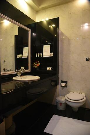 Imagen general del Hotel Aveda Kamal Palace. Foto 10