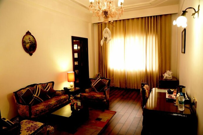 Imagen de la habitación del Hotel Aveda Kamal Palace. Foto 20