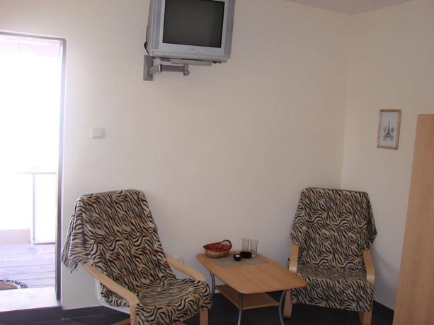 Imagen de la habitación del Hotel Avel Guesthouse. Foto 5