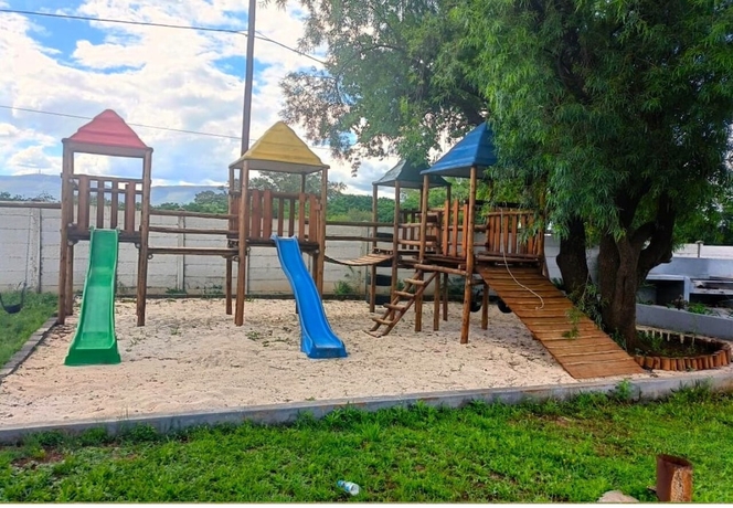 Imagen de los exteriores del Hotel Avela Lodge. Foto 11