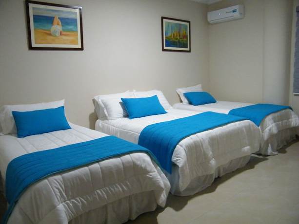 Imagen de la habitación del Hotel Avell&aacute;n. Foto 2